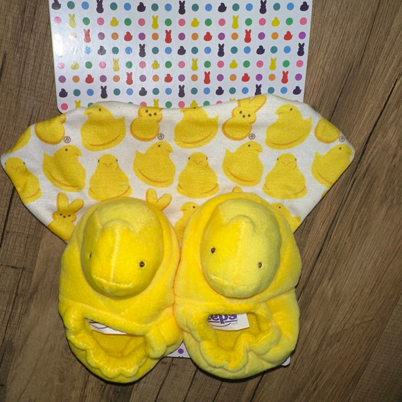 Baby Peeps Yellow White Chick Hat Bib Booties Matching Set NEW NWT EASTER - Picture 4 of 5